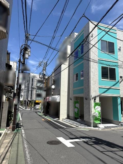 【練馬貫井3丁目 新築戸建】 前面道路含む現地写真