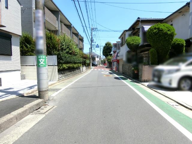 【練馬下石神井6丁目 新築戸建】 前面道路含む現地写真