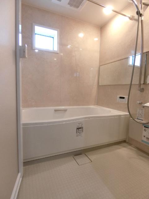 【西品川2丁目 新築戸建(A号棟)】 バス／シャワー