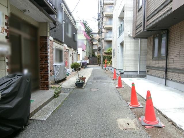 【西品川2丁目 新築戸建(B号棟)】 前面道路含む現地写真