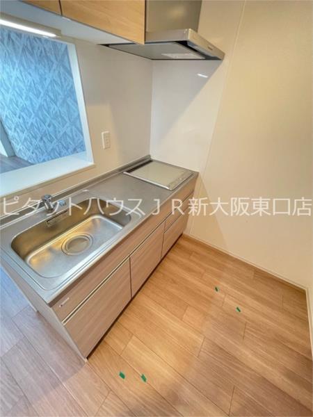 大阪市東淀川区西淡路マンション キッチン