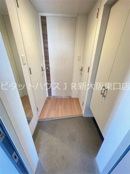 大阪市東淀川区西淡路マンション 玄関