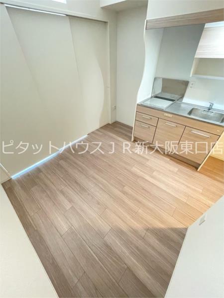 大阪市東淀川区西淡路マンション リビング