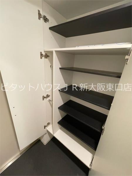 大阪市東淀川区西淡路マンション 収納