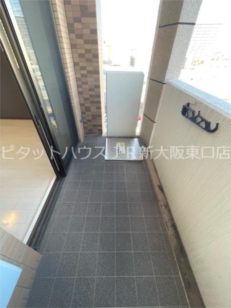 ラグゼ新大阪イーストI 部屋画像