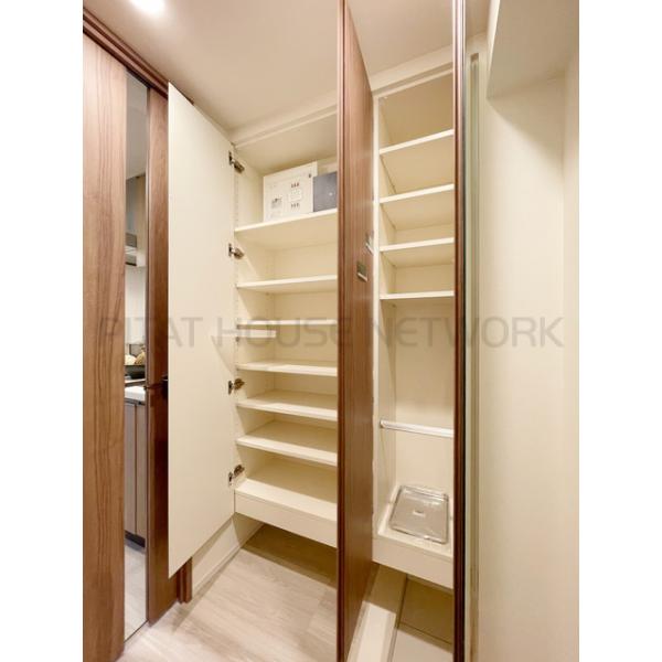 シューズボックス