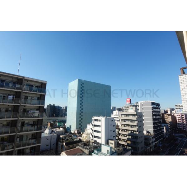 バルコニーより