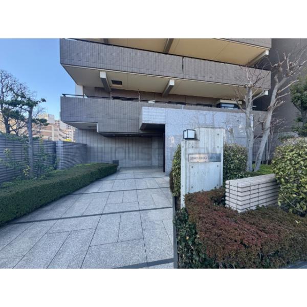 サブエントランス