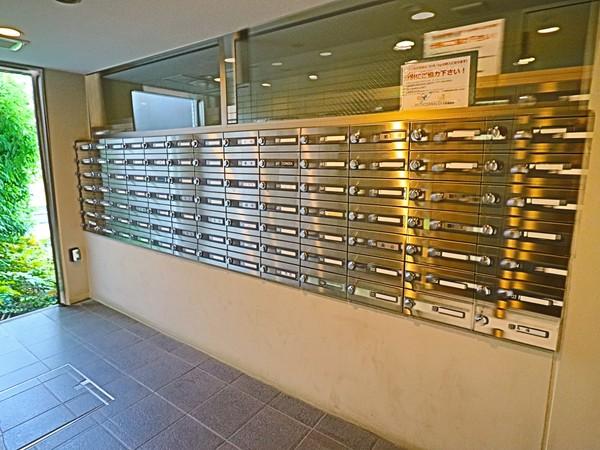 レーベンハイムエクスプレシャス エントランス