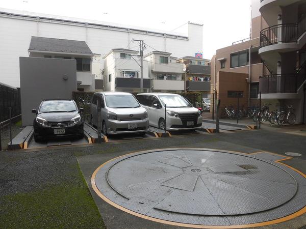 ライオンズマンション新小岩中央 駐車場