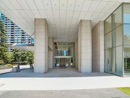 THE　TOYOSU　TOWER エントランス