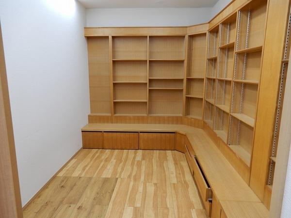 星陵台店舗付き住宅（1） 部屋画像