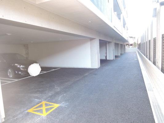 リアライズ神戸ＷＥＳＴ 駐車場