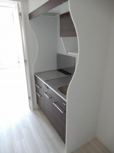 セレニテ神戸西クレア（304） キッチン