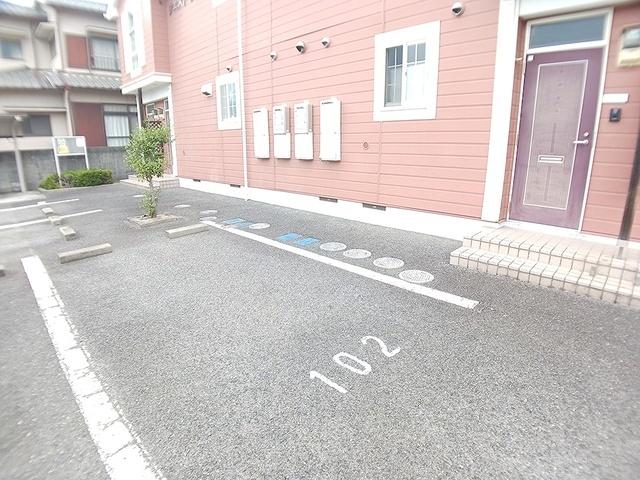 ウエストウッド（202） 駐車場
