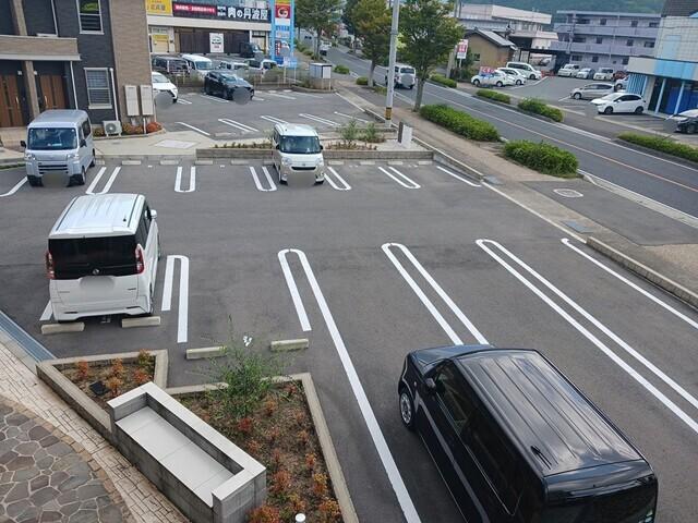 ボナールⅠ（102） 駐車場