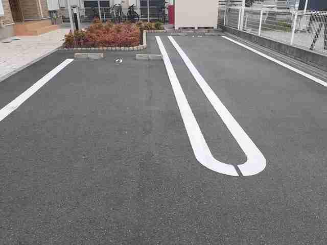 レジデンス池田（204） 駐車場