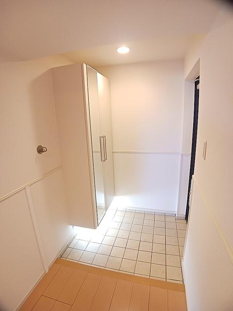 エアリーヒルズ芦屋（405） 玄関