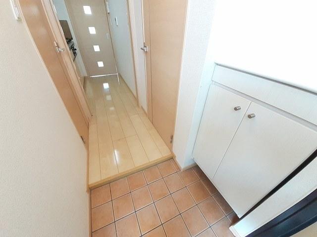 ヒルコート北野（302） 玄関