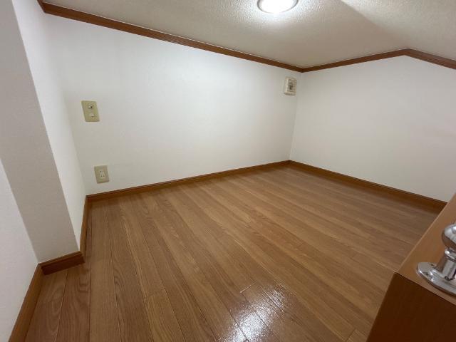 ヴィクトリーステージカンダ 部屋画像