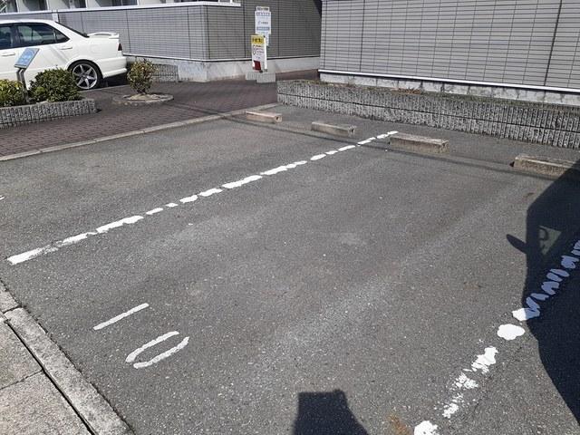 サンフレッチェ南条Ｂ（101） 駐車場