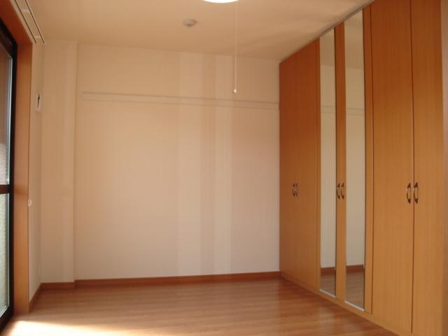 ルピナス ネオコート 部屋画像