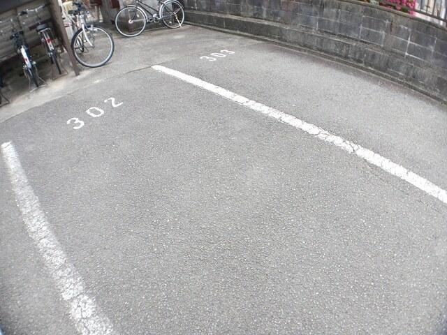 マリッチ今宿（301） 駐車場