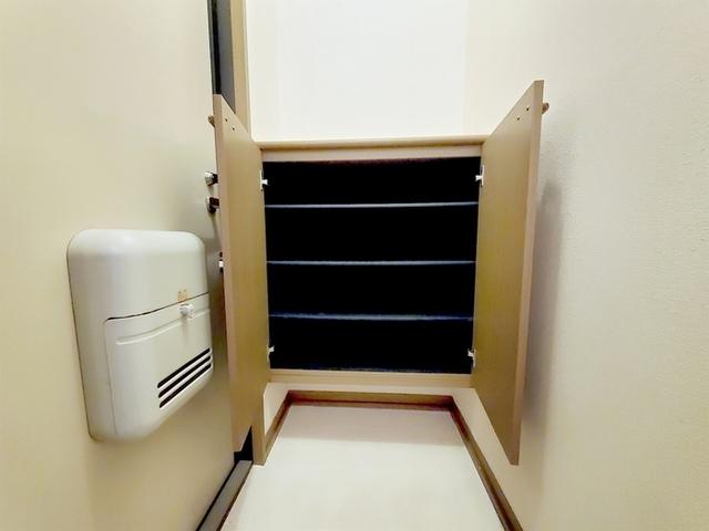 ソレーユ萩原　B棟（208） 玄関
