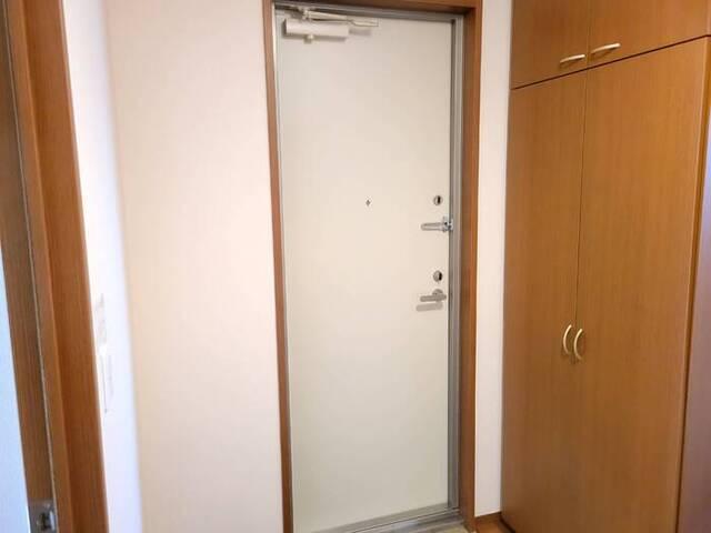 アリュール逆瀬川（201） 玄関
