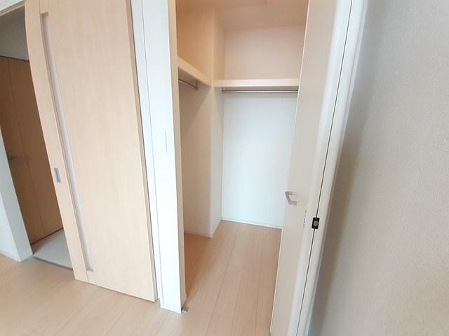 フィレール　デュ　トラジャⅢ（404） 収納