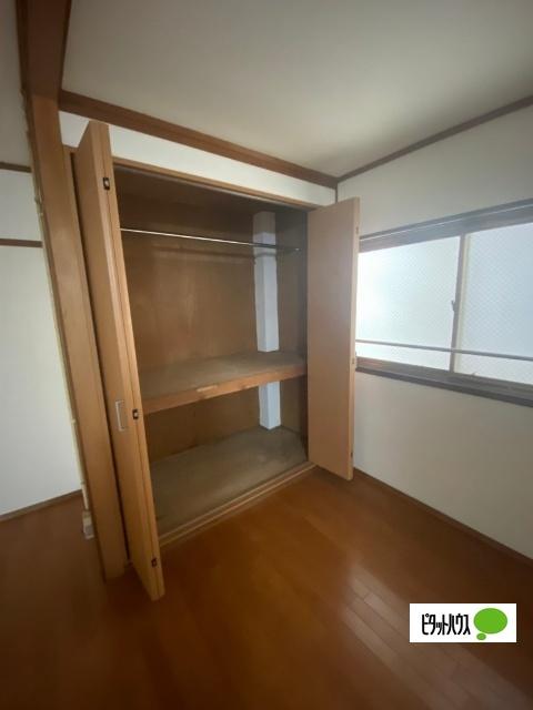 テスラ板宿（202） 収納