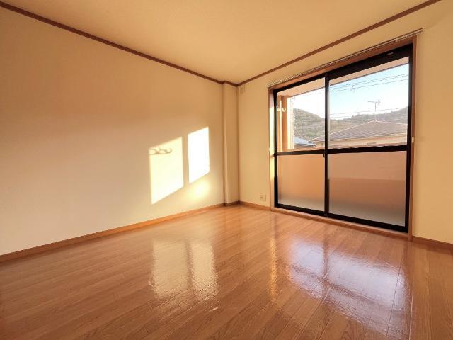 グランディールM 部屋画像