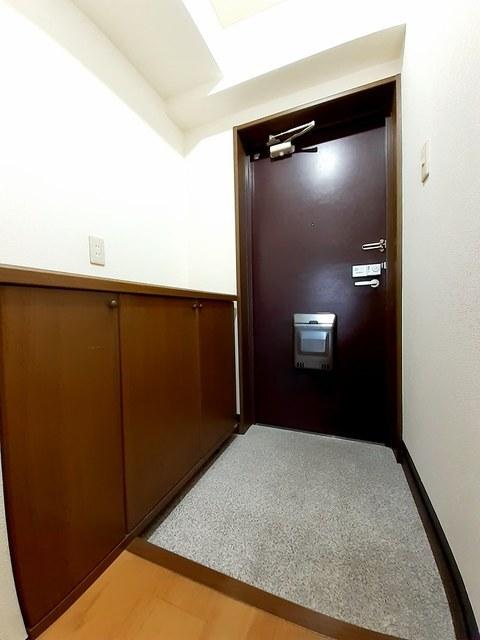 アルファビア池内（303） 玄関
