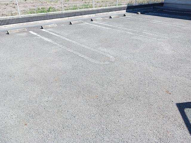 カサブランカＢ（103） 駐車場