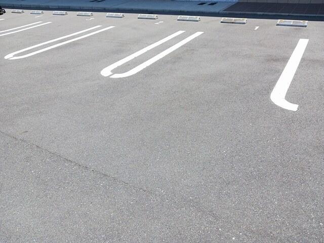 エスポアール姫路東（105） 駐車場