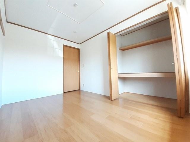 ジュアン壱番館（202） 収納
