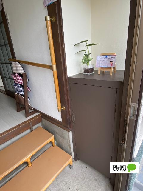 花山町2丁目戸建て（1） 玄関