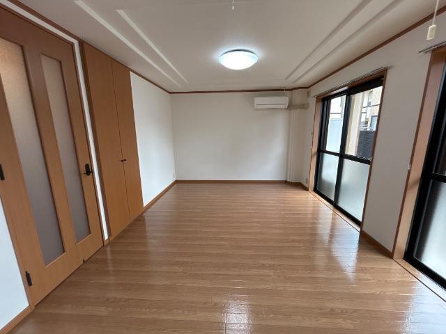 グラッチェⅠ番館 リビング