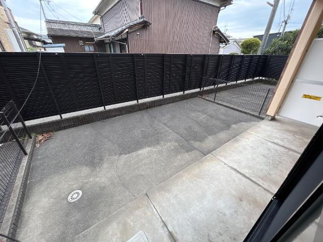 グラッチェⅠ番館 庭
