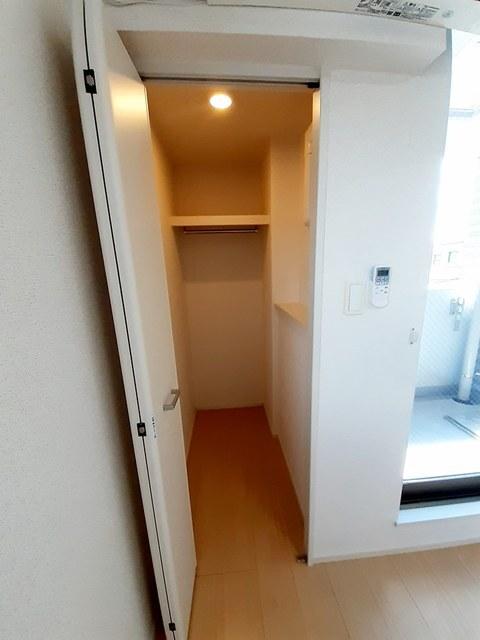 イーストブルー六番館（301） 収納