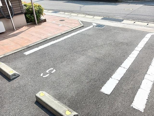 シトラスⅡ（203） 駐車場