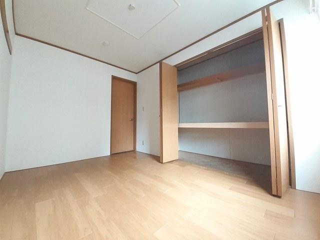 オマージュ壱番館（101） 収納