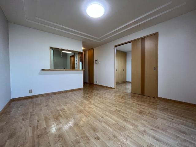サンシャイン２号館 リビング