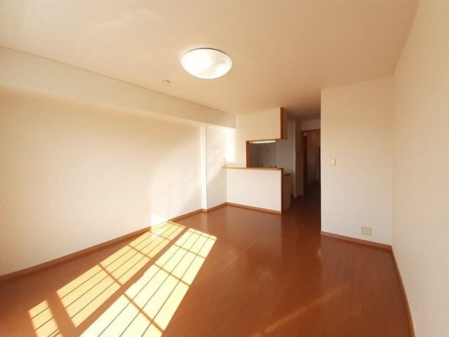 カリーノＲフィーネ（105） 室内