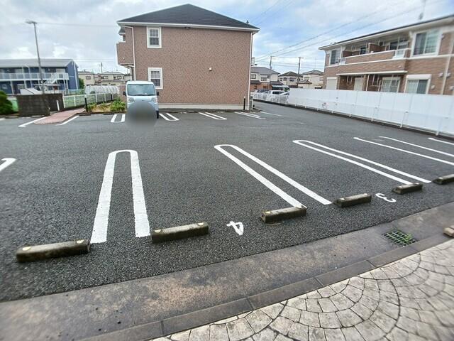 グランディールⅡ−Ｂ（102） 駐車場