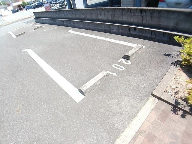 アルジェント（202） 駐車場