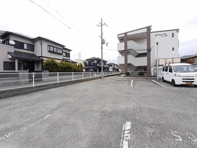 アネックスイースト（107） 駐車場