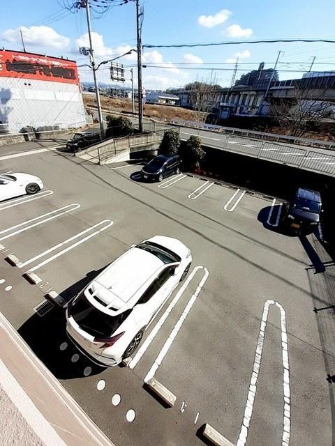 マウントック・フォルテ（502） 駐車場