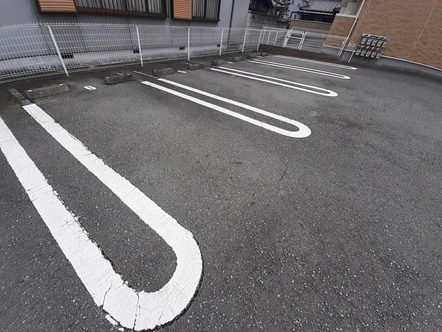 ウィル　ヴェスティージ　参番館（203） 駐車場