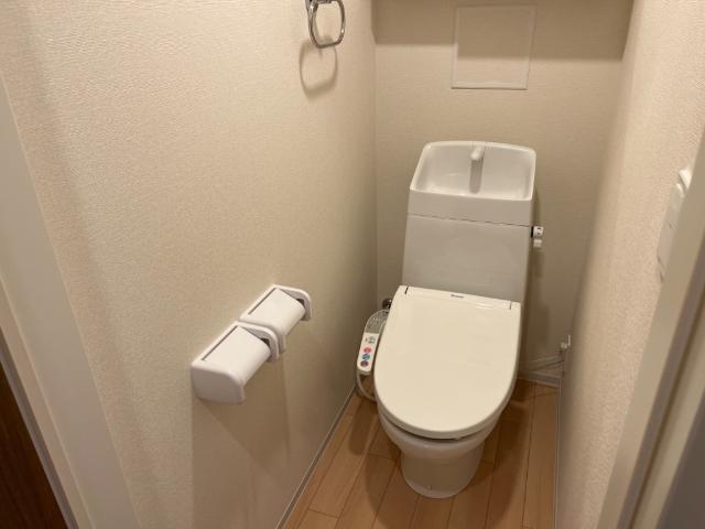 コントレイル糸引 トイレ